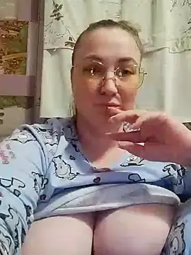 Kiss Eva online show from 31, 1, 2025