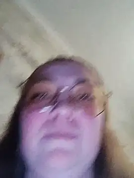 Kiss Eva online show from 21, 2, 2025