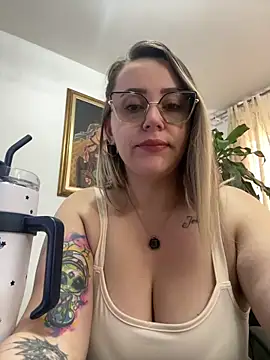 CurvyLust x online show from 11, 5, 2026
