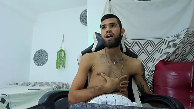 adri sexboy229 online show from 12, 10, 2025
