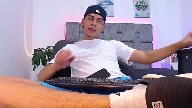 david santos16 online show from 6, 11, 2025