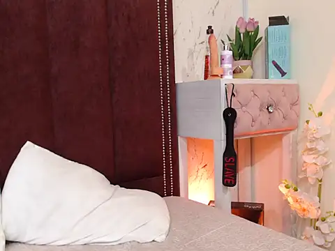 VioletxBloom online show from 17, 9, 2025