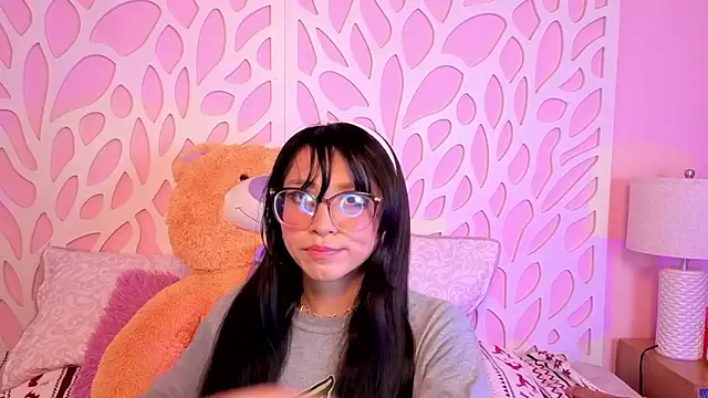 VioletxBloom online show from 23, 2, 2026