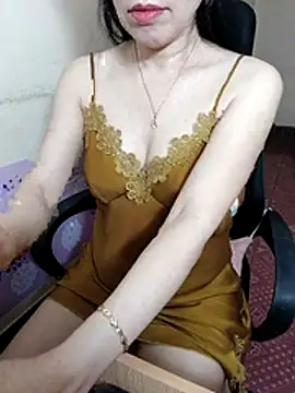 Snapshot of Moona_heny chatting on 14, 4, 2026 Moona heny online show from 14, 4, 2026