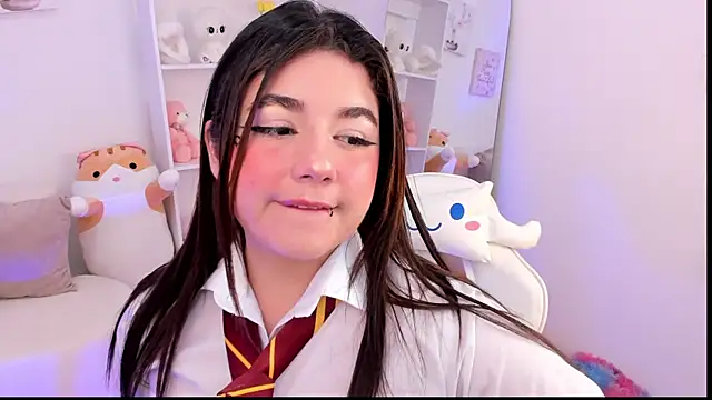 dolce antonellaa online show from 10, 10, 2025