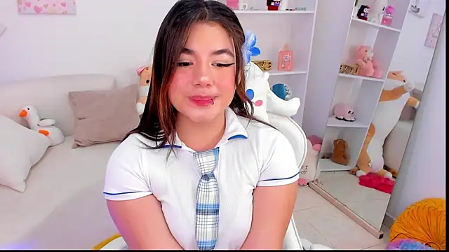 dolce antonellaa online show from 16, 11, 2025