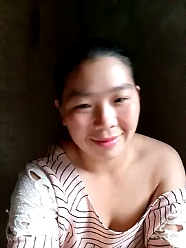 quynhkoolbae online show from 13, 10, 2025