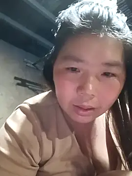 Snapshot of quynhkoolbae chatting on 29, 4, 2026 quynhkoolbae online show from 29, 4, 2026