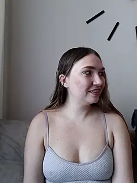 KisaVixen online show from 7, 3, 2026