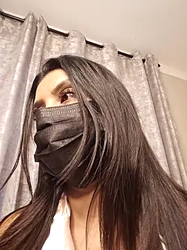 Indian GlowingMiax online show from 9, 4, 2026