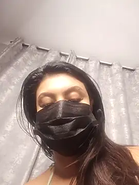 Indian GlowingMiax online show from 18, 4, 2026