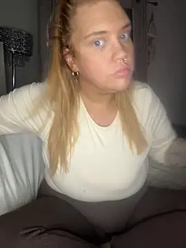 MysteriousMylaX online show from 13, 11, 2025