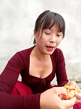 linda bae00 online show from 2, 4, 2026