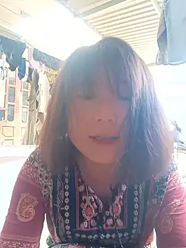 Snapshot of linda_bae00 chatting on 5, 5, 2026 linda bae00 online show from 5, 5, 2026