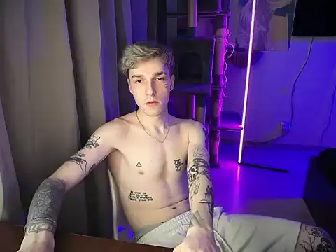 Snapshot of davesinner chatting on 27, 2, 2026 davesinner online show from 27, 2, 2026