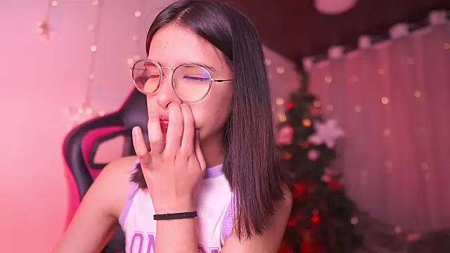 Lana Dreams  online show from 27, 11, 2025