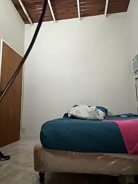 Snapshot of Diabloproducciones chatting on 10, 2, 2026 Diabloproducciones online show from 10, 2, 2026