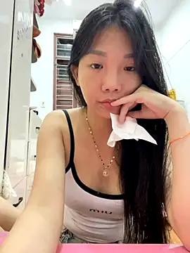 Miumieu online show from 23, 9, 2025