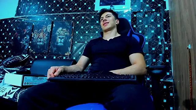 Snapshot of javiersexymann chatting on 13, 10, 2025 javiersexymann online show from 13, 10, 2025