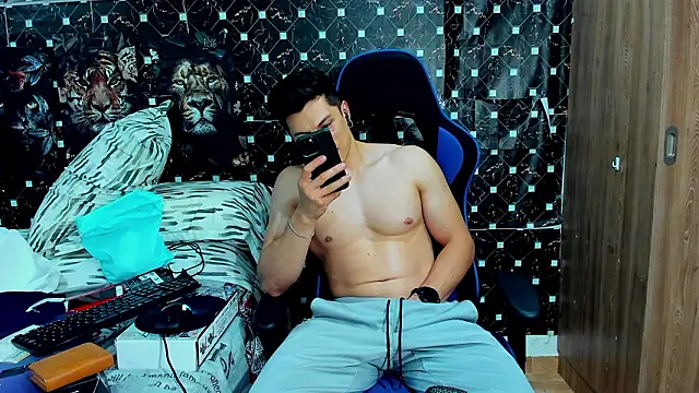 javiersexymann online show from 23, 2, 2026