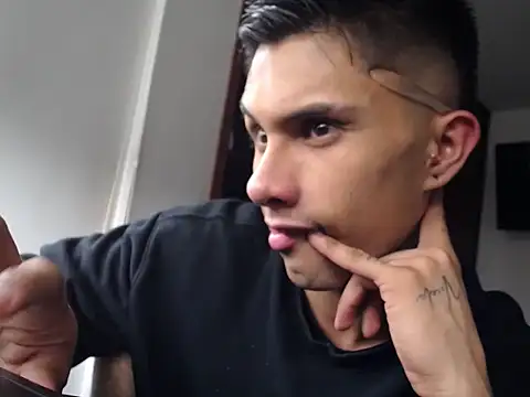 Snapshot of Manuel99boy chatting on 27, 9, 2025 Manuel99boy online show from 27, 9, 2025