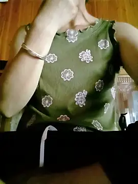 Snapshot of lucybaby00 chatting on 25, 6, 2026 lucybaby00 online show from 25, 6, 2026