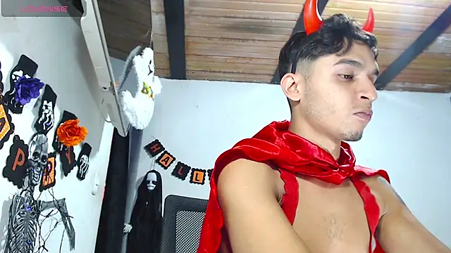 Angel latinboy online show from 31, 10, 2025