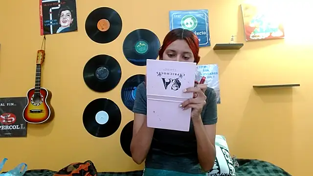 skinnyverus18 online show from 6, 10, 2025