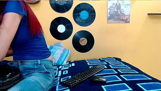 Snapshot of skinnyverus18 chatting on 30, 4, 2026 skinnyverus18 online show from 30, 4, 2026