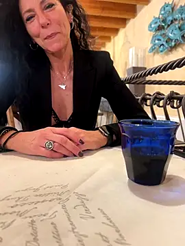 eddivad6974 online show from 1, 11, 2025