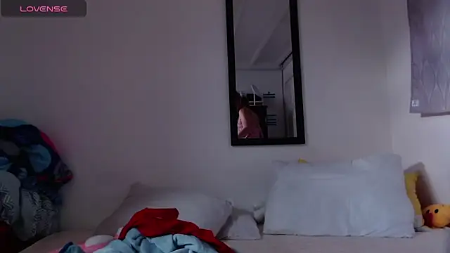 AllysonStonne online show from 2, 12, 2025