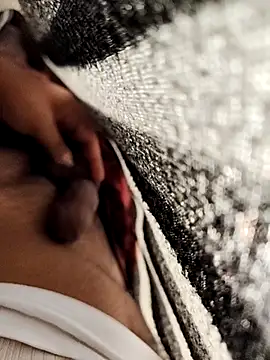 Sexyhotboy7inch online show from 17, 11, 2025