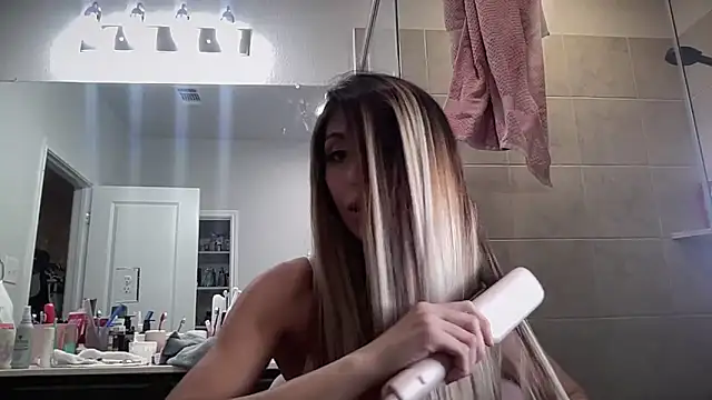 bbgurlnickii online show from 9, 9, 2025