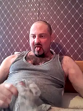 Snapshot of _NEREZA_ chatting on 28, 4, 2026 NEREZA online show from 28, 4, 2026
