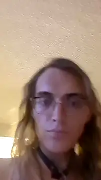 Snapshot of BlondeyMiyMiy chatting on 25, 9, 2025 BlondeyMiyMiy online show from 25, 9, 2025