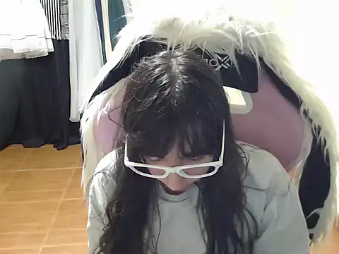 ScarlettShirahoshi online show from 10, 1, 2026