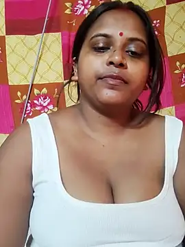 Snapshot of Hot-Show2 chatting on 17, 10, 2025 Hot-Show2 online show from 17, 10, 2025