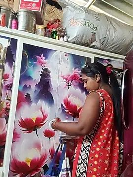 Hot-Show2 online show from 3, 11, 2025