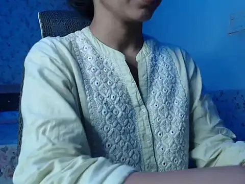 Snapshot of snow_white123 chatting on 2, 11, 2025 snow white123 online show from 2, 11, 2025