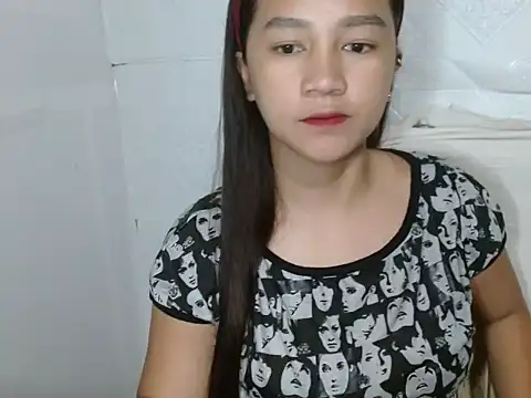 Snapshot of Simplyxmary chatting on 3, 6, 2026 Simplyxmary online show from 3, 6, 2026