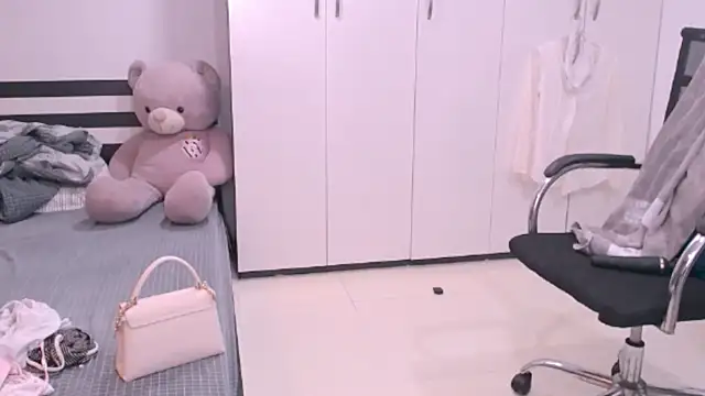 bunny b4nny online show from 24, 9, 2025