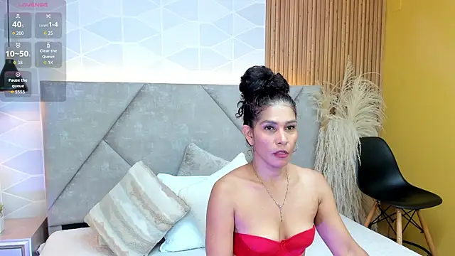 Brunnette Sensation online show from 17, 12, 2025