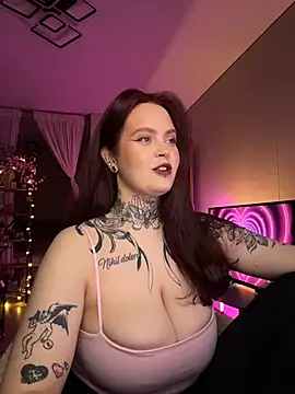 Mariiiiiway online show from 12, 4, 2026