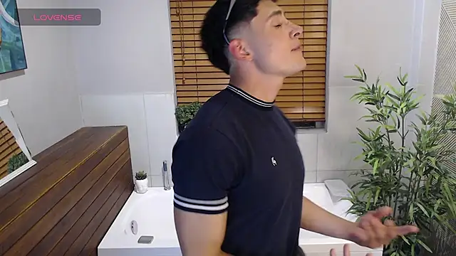 AustinJones  online show from 22, 9, 2025