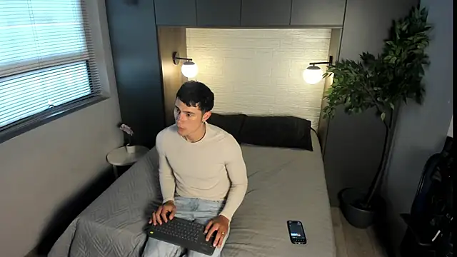 Snapshot of AustinJones_ chatting on 24, 5, 2026 AustinJones online show from 24, 5, 2026