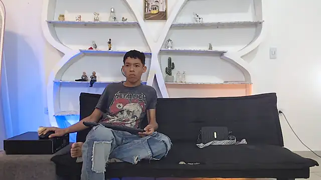 BEAUTY BOYS1 online show from 14, 11, 2025