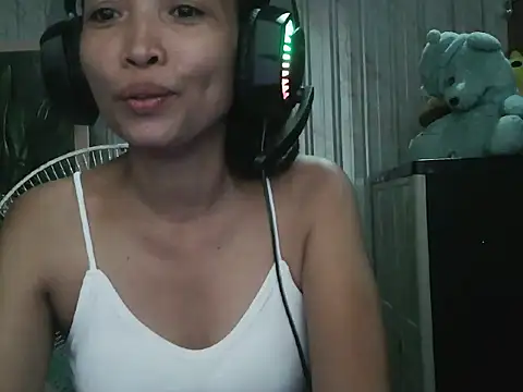 pinayhotii online show from 17, 9, 2025