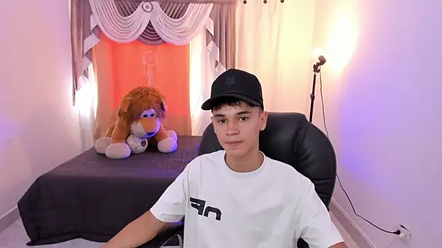 Aron Boyy online show from 28, 3, 2026