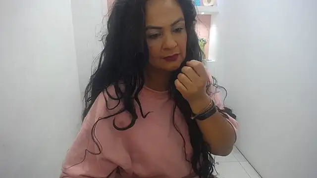 FunnyMatureXxX online show from 14, 12, 2025