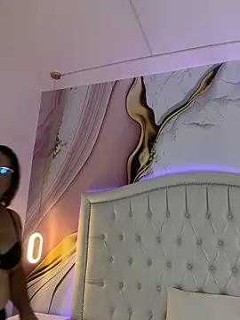 Snapshot of Lucy_Milf_474 chatting on 10, 4, 2026 Lucy Milf 474 online show from 10, 4, 2026